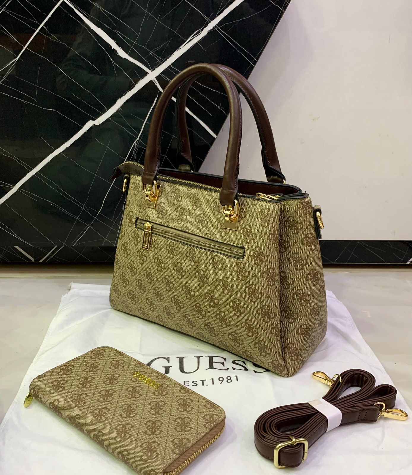 Guess Hand Bag