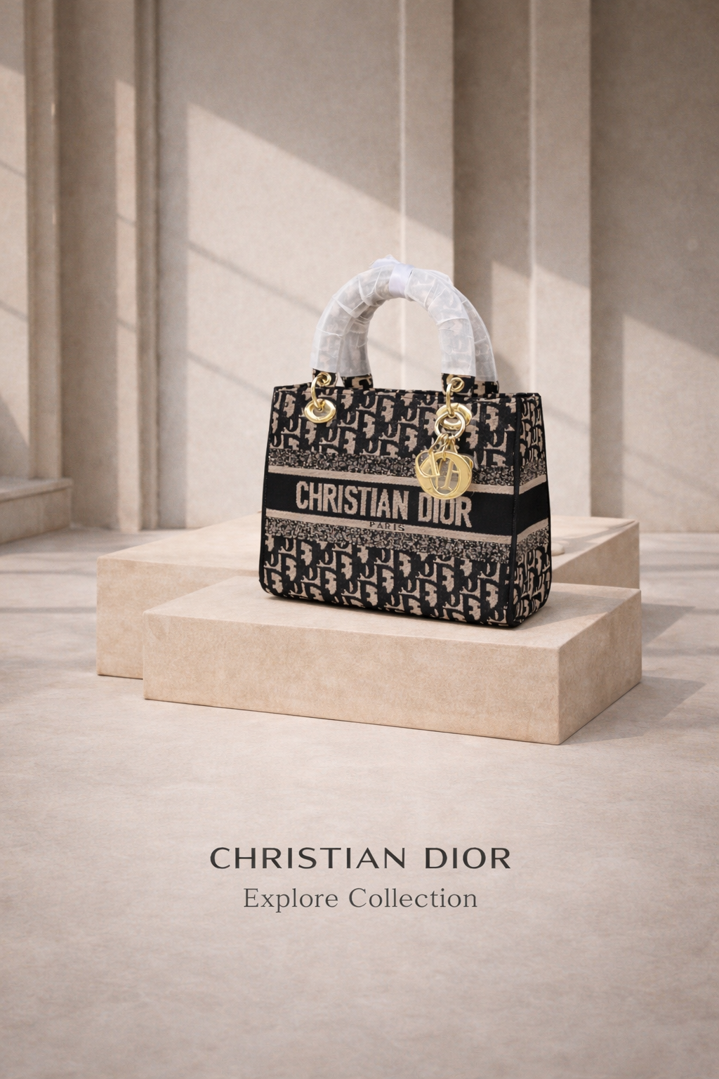 CHRISTIAN DIOR