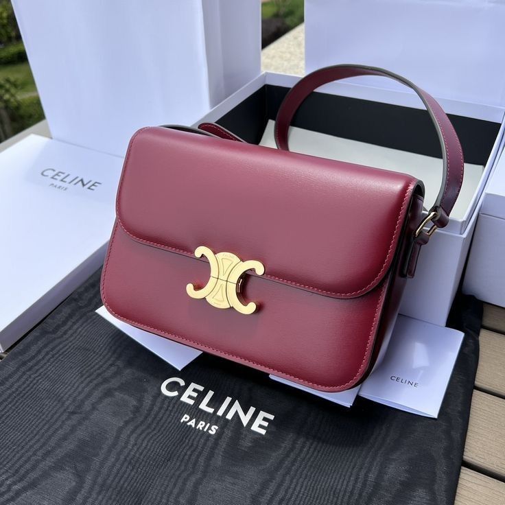 CELINE