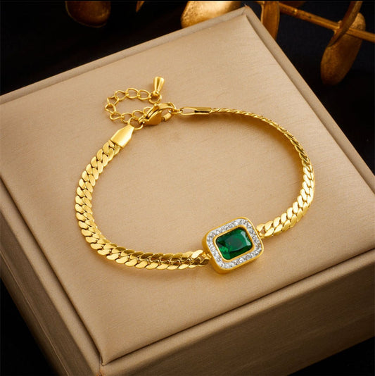 Emerald snake bracelet