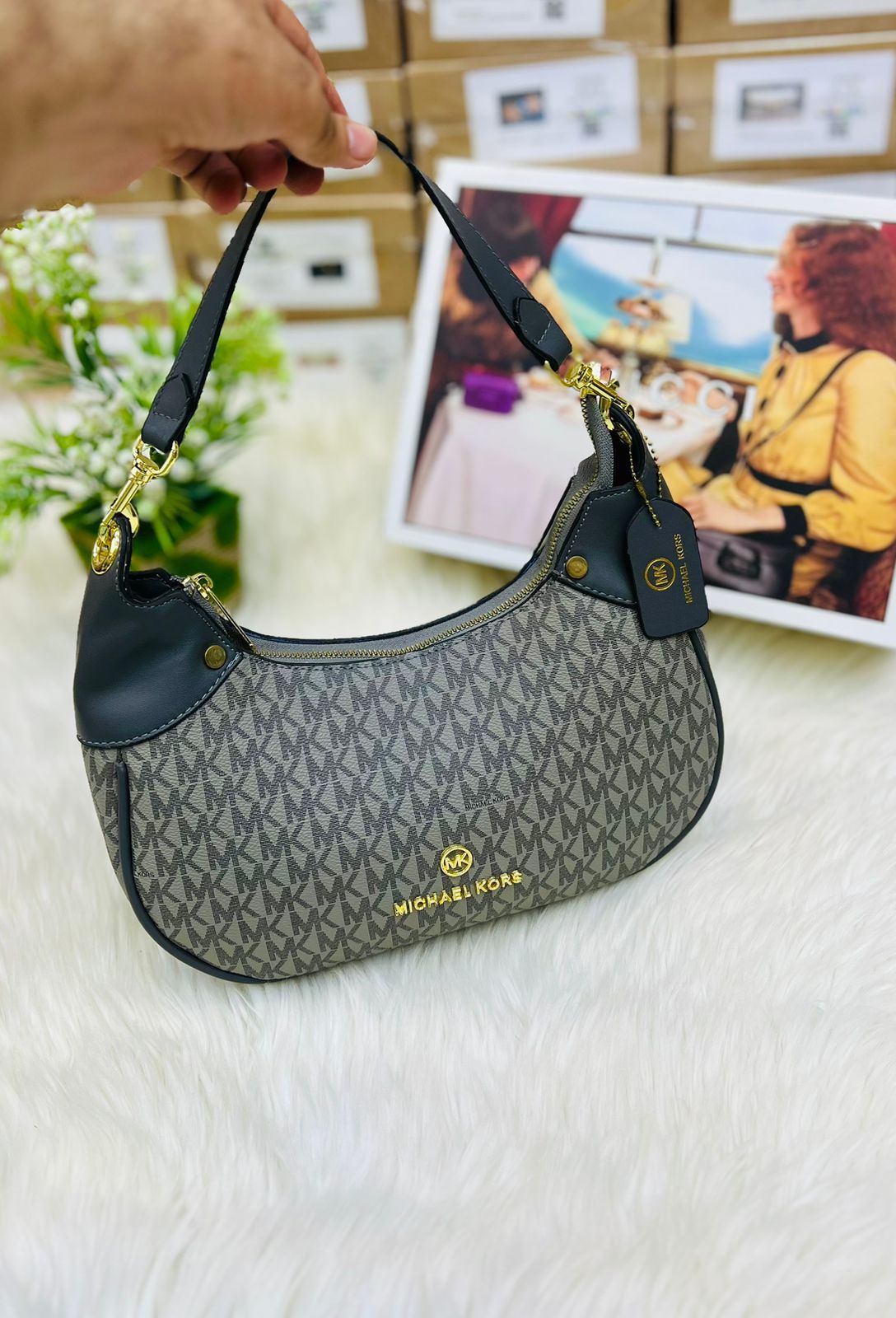 Michael Kors Hand Bag