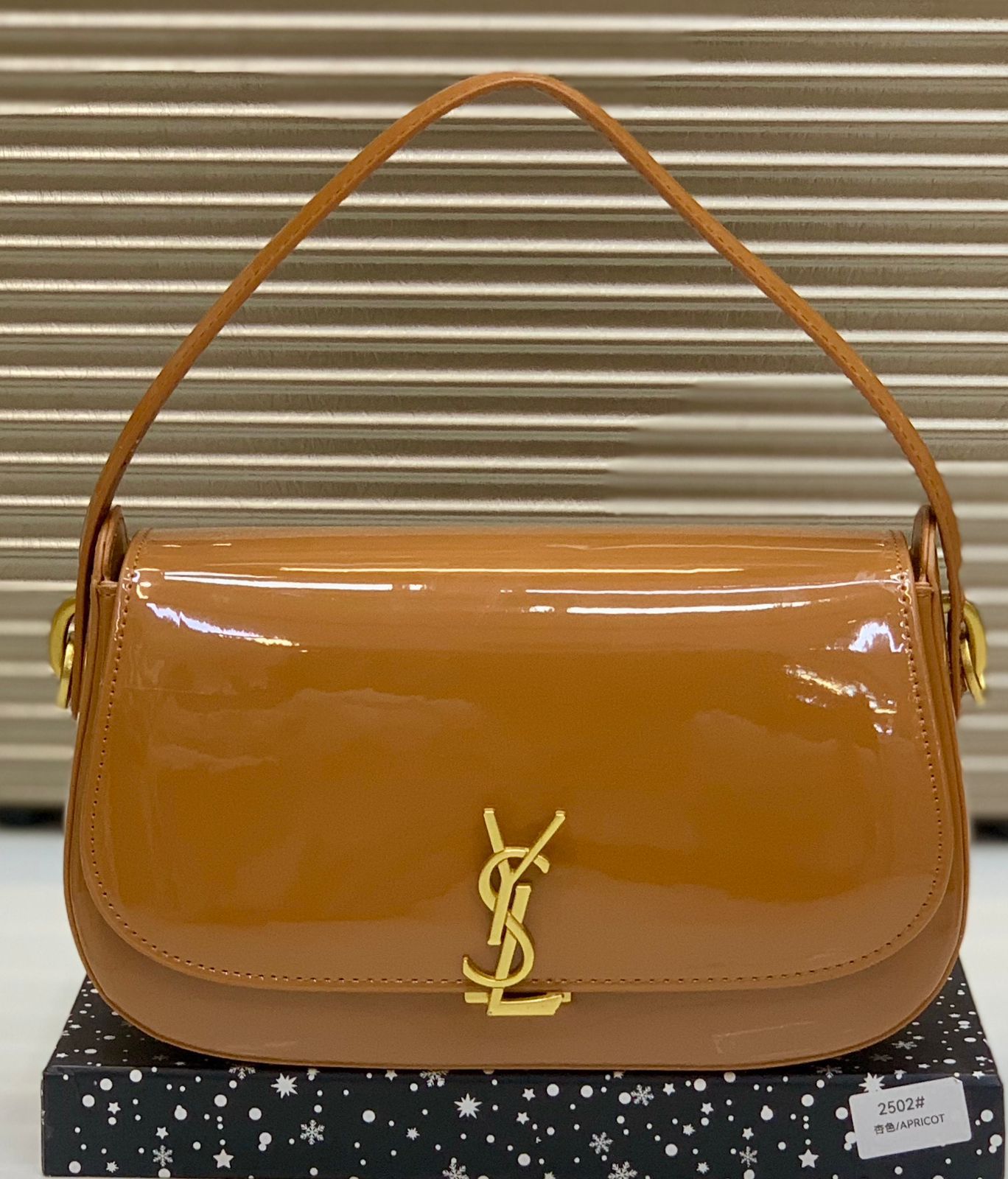 Saint Laurent Voltaire Top Handle bag