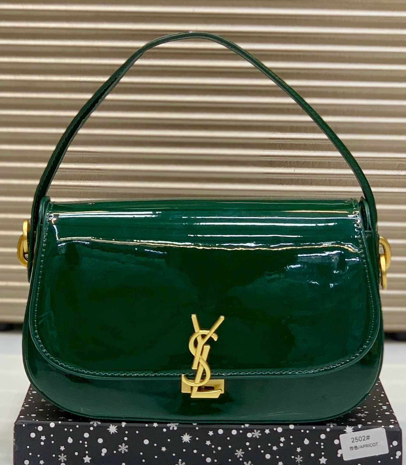 Saint Laurent Voltaire Top Handle bag