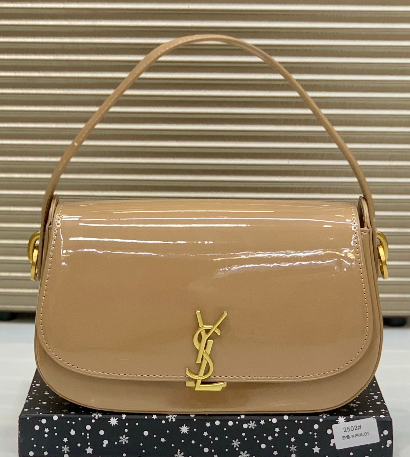 Saint Laurent Voltaire Top Handle bag