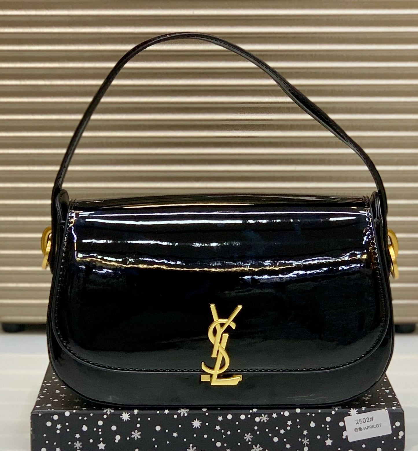 Saint Laurent Voltaire Top Handle bag